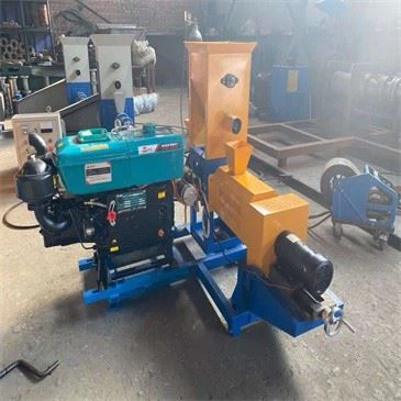 China Made Pallet Machine Fish Feed Pellet Poultry Feed Processing Machine