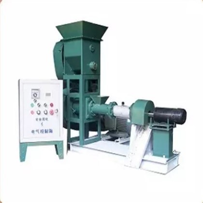 Extrudér granulí krmiva pre psov