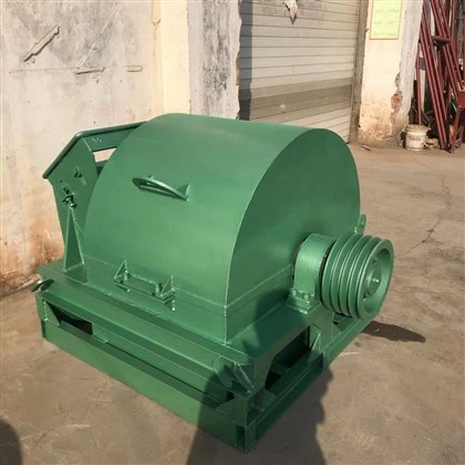 Hydraulický štiepkovač dreva